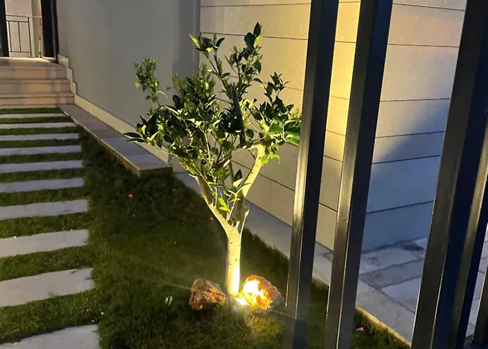 Akyarlarda Havuzlu Lueks Villa