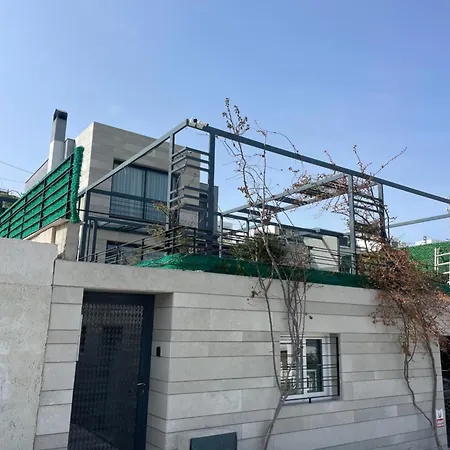 빌라 Havuzlu Ve Jakuzuli Lueks *